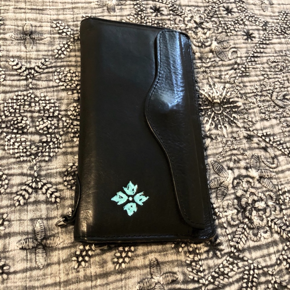 Patricia Nash Black leather wallet
